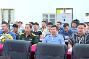 XÃ MƯỜNG MÙN THAM DỰ HỘI NGHỊ TOÀN QUỐC NGHIÊN CỨU, QUÁN TRIỆT CÁC NGHỊ QUYẾT, CHỈ THỊ CỦA BỘ CHÍNH TRỊ