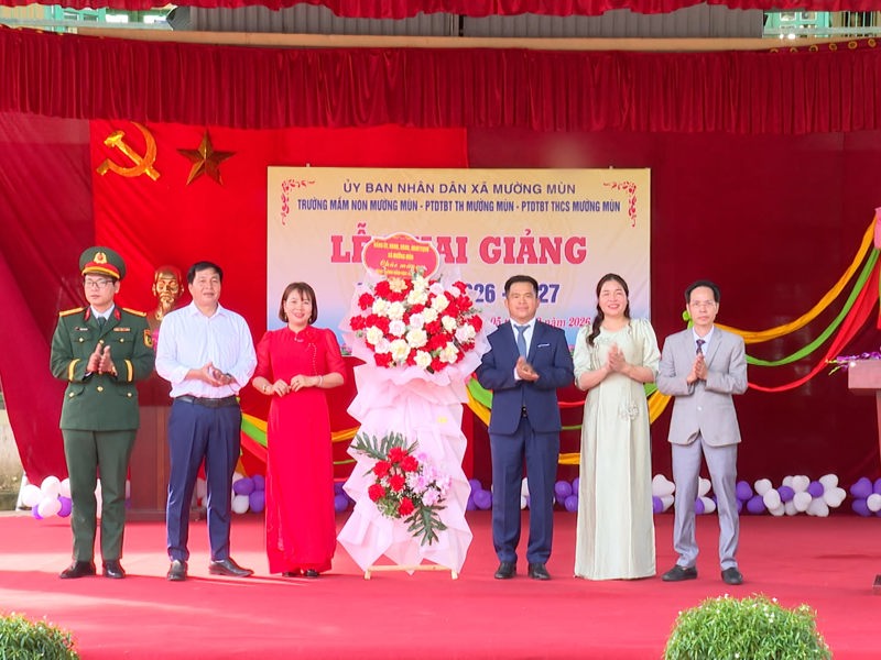 HƯỞNG ỨNG CÔNG TÁC ĐO ĐẠC, LẬP BẢN ĐỒ ĐỊA CHÍNH VÀ XÂY DỰNG CƠ SỞ DỮ LIỆU ĐẤT ĐAI XÃ MƯỜNG MÙN